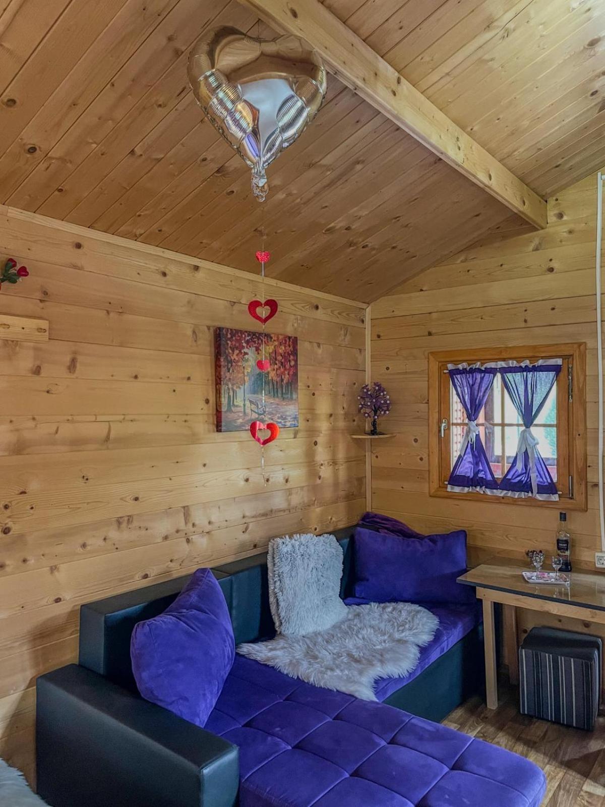 Cottage La Sierra With Jacuzzi Korenica Dış mekan fotoğraf