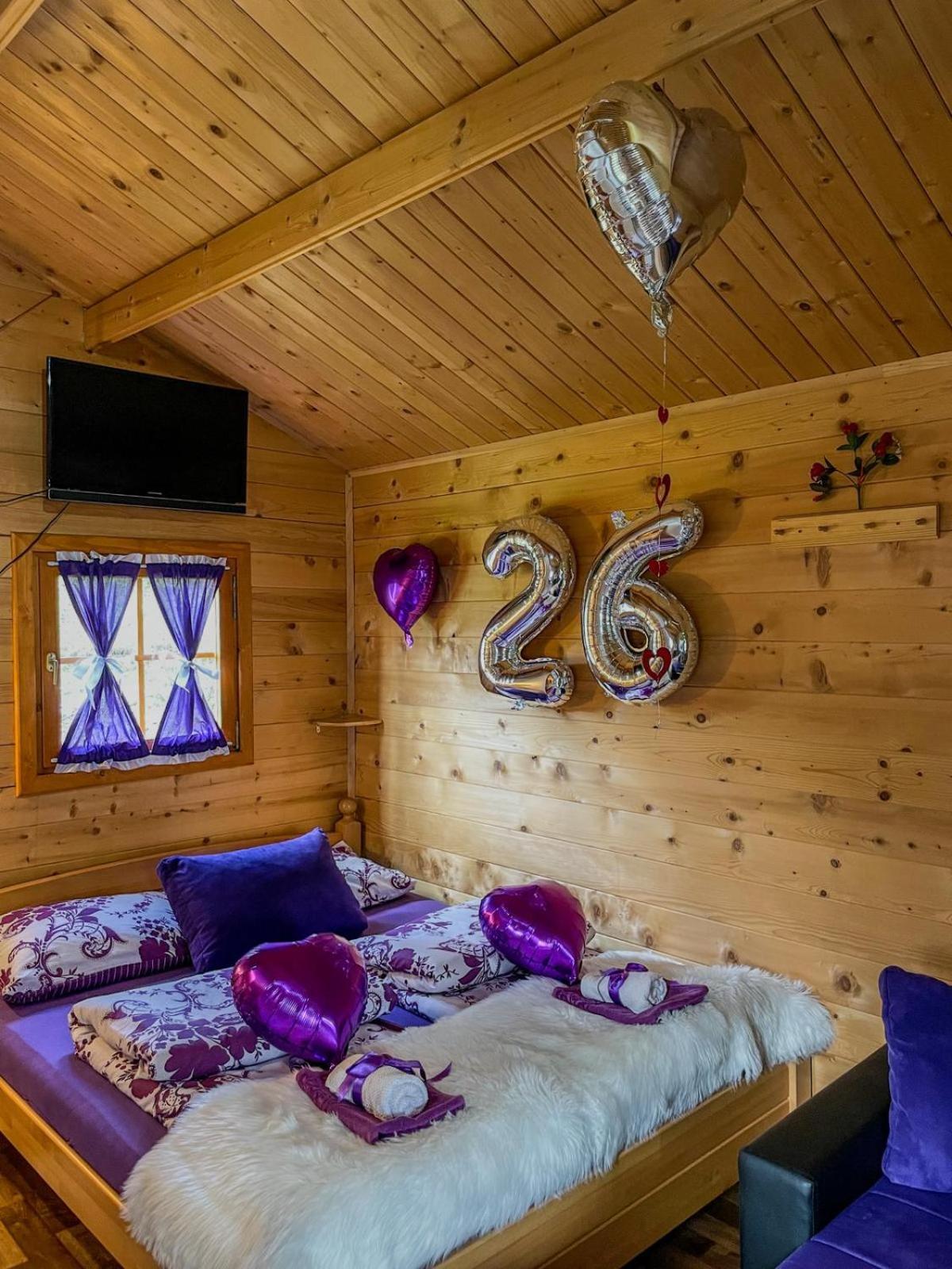 Cottage La Sierra With Jacuzzi Korenica Dış mekan fotoğraf