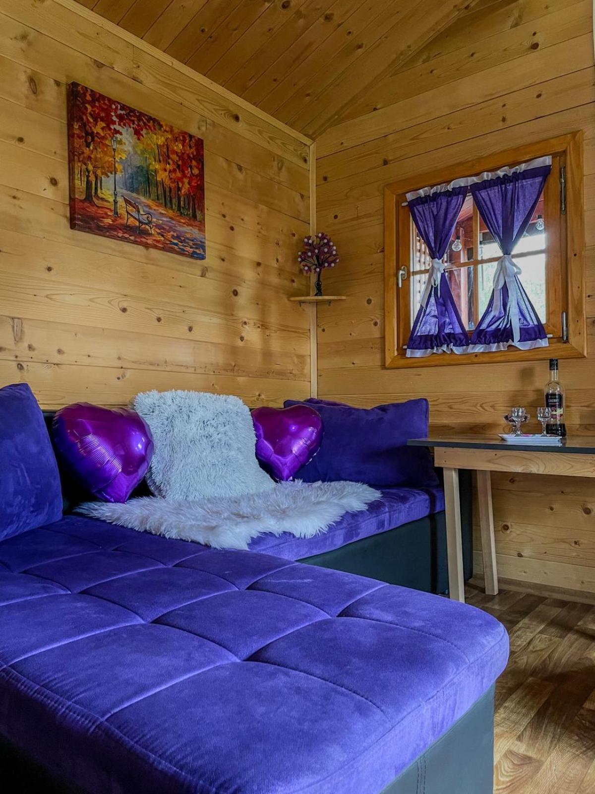 Cottage La Sierra With Jacuzzi Korenica Dış mekan fotoğraf